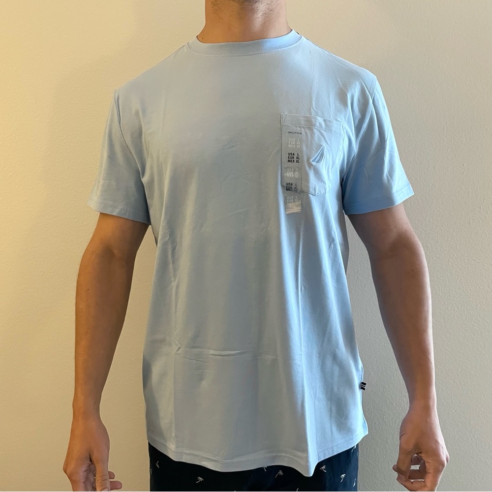 Nautica Performance Tee Pocket Crew Classic Fit Baby Blue T-shirt - size Large